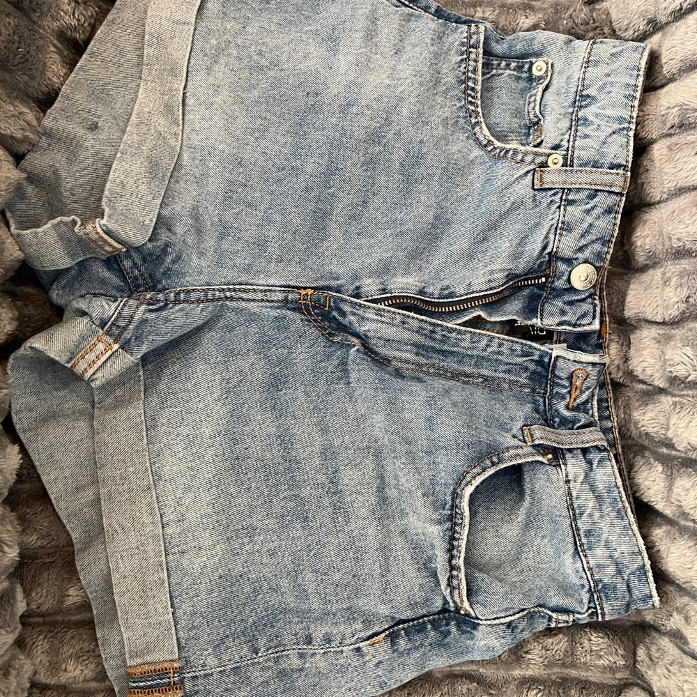 Divided Light Blue Women's Denim Shorts